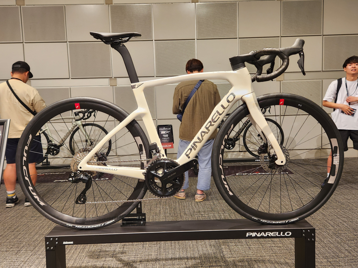 PINARELLO FP6の完成車➕他付属品(ほぼ使うものすべて) 情報解禁】ピナレロの2026年モデル『新型Fシリーズ』が発表されました