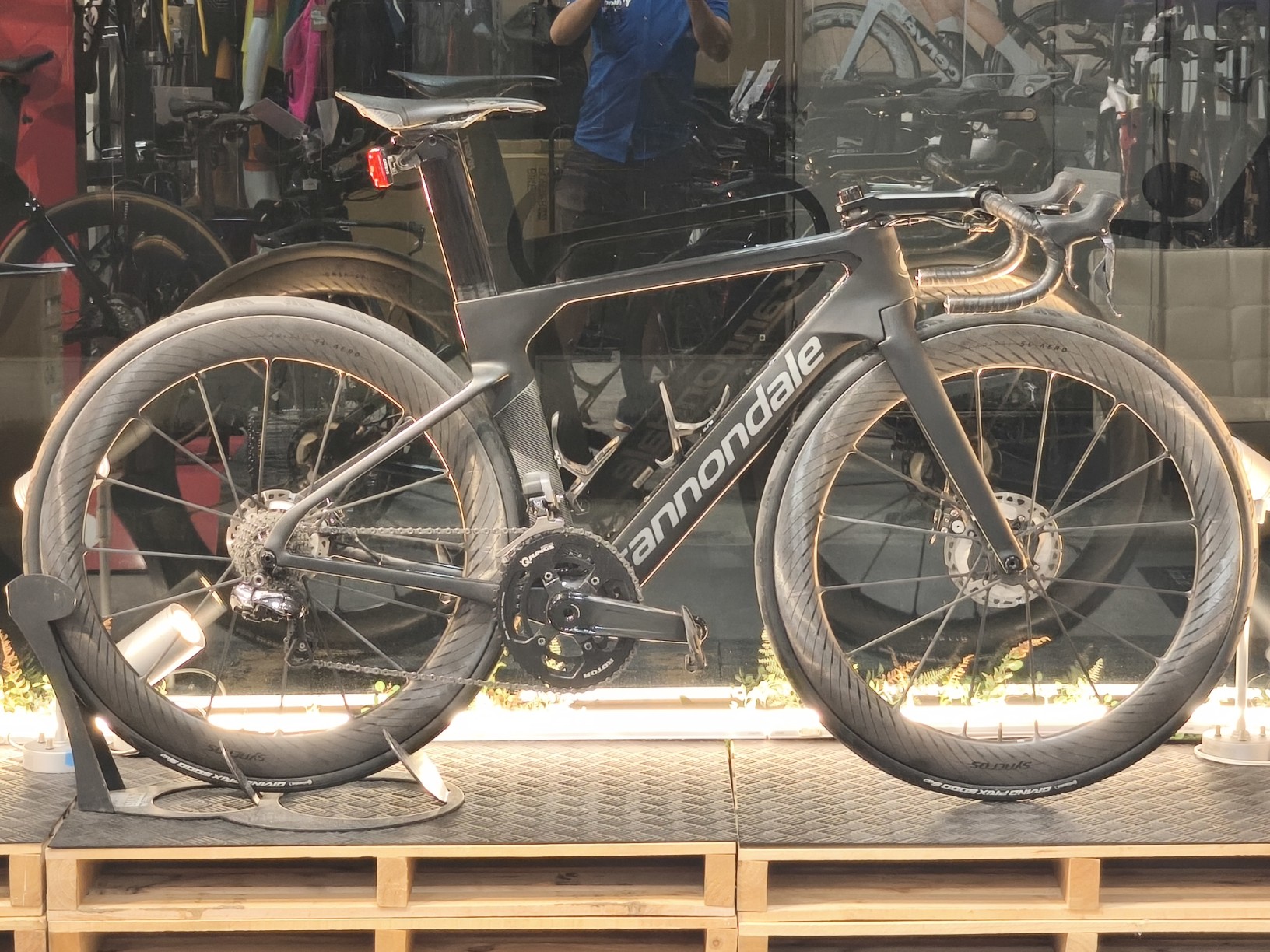 IMG_20251112_180149_copy_1632x1224