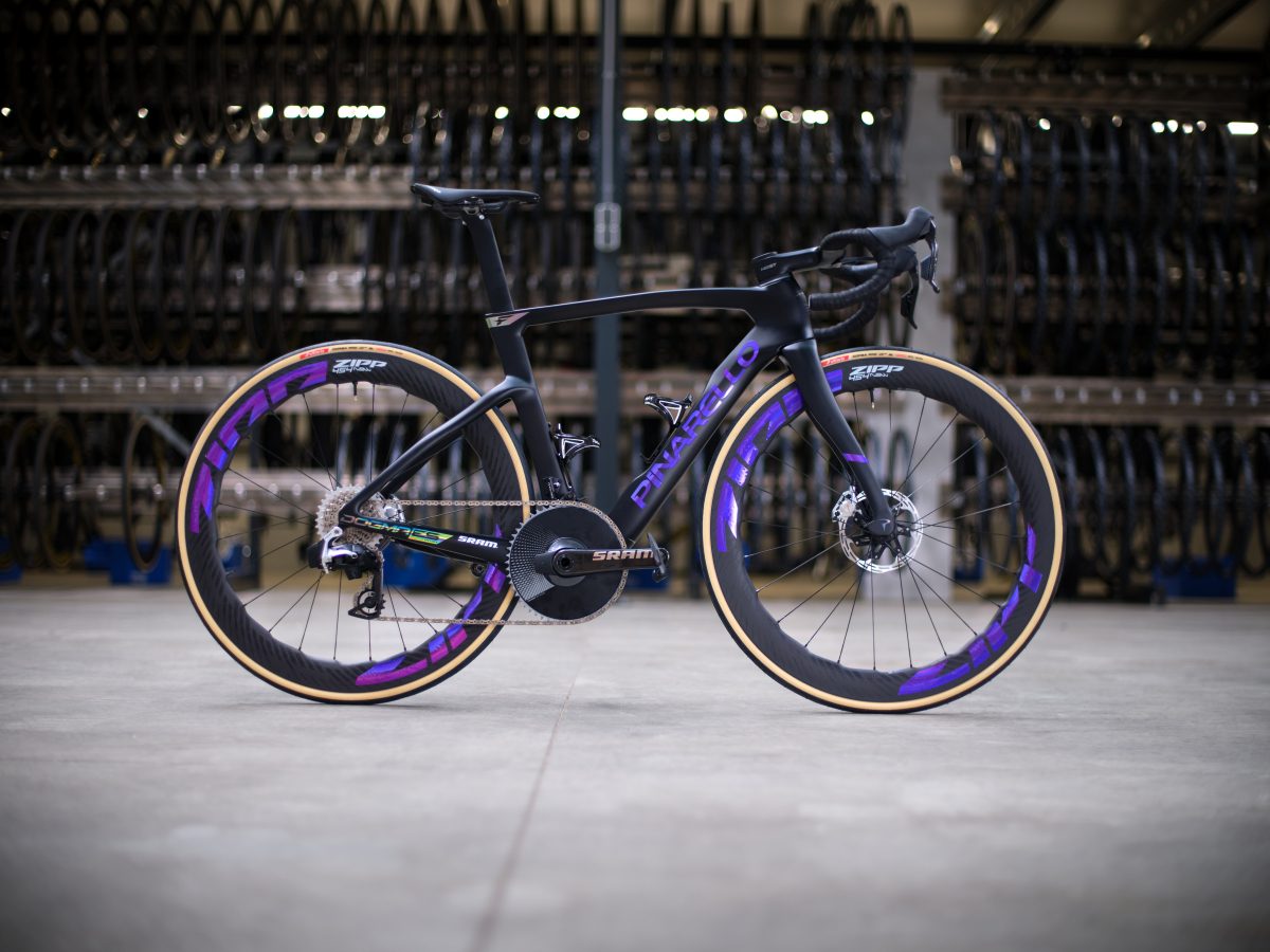 Pinarello-Tissot_DSCF6495_byMichielRotgans