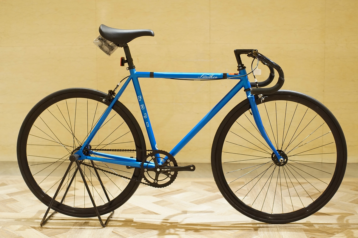 【FUJI】定番シングルスピード FEATHER | 新宿で自転車をお探しならY's Road 新宿クロスバイク館