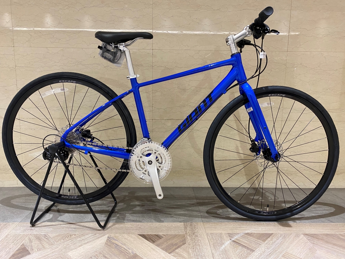 GIANT】お買い得な定番クロスバイクのLTDモデル | 新宿で自転車をお