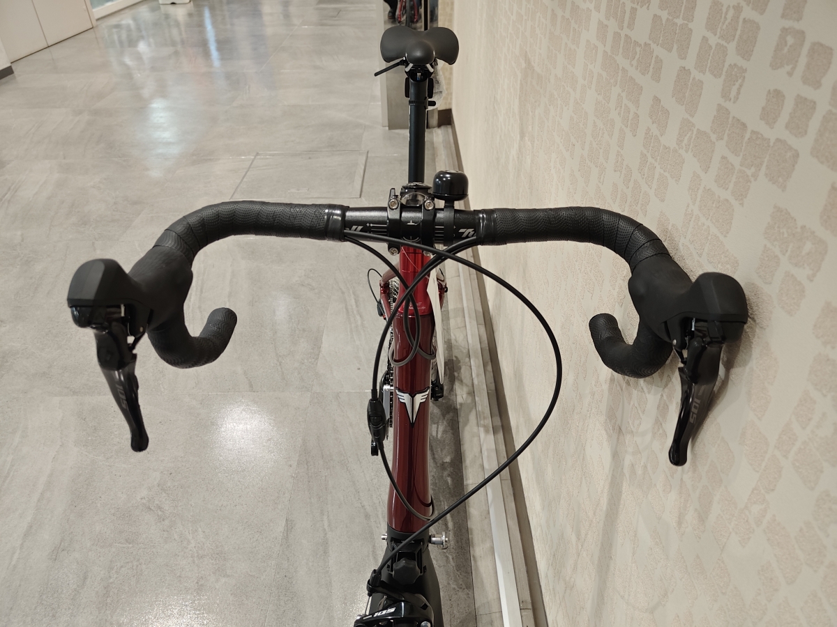 TYRELL】ちょっと傷ありだけど、FSX DROPが1台限定で特価ですよ