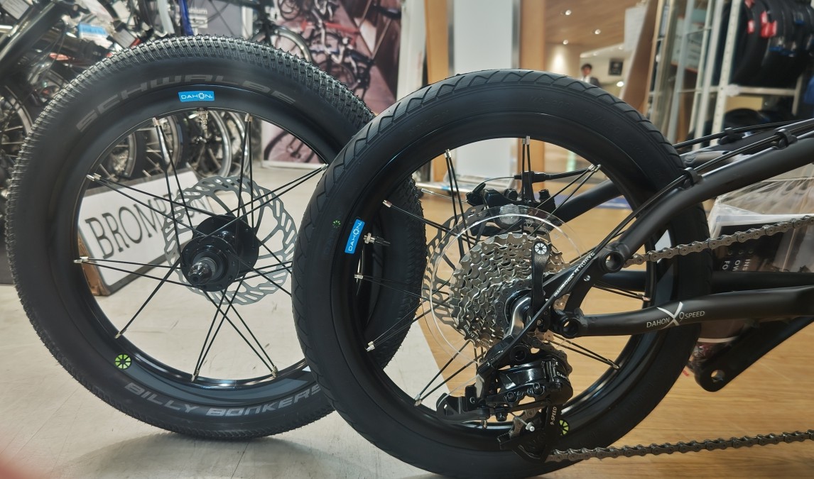 SCHWALBE　BILLY BONKERS