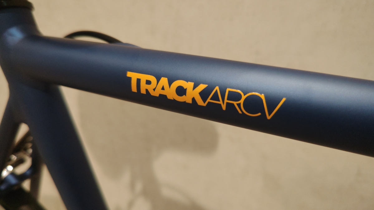 TRACK ARCV (1)