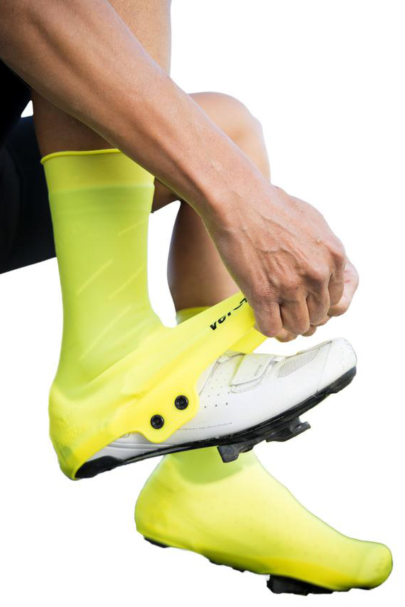 velotozetallshoecover-silicone-viz-yellowinstallimage2600x