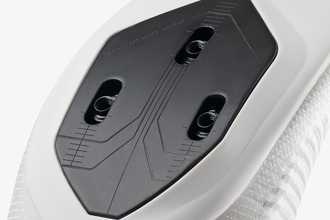 VER1DMR1C2020_5_fizik-vento-vega-carbon-white-white-shoes