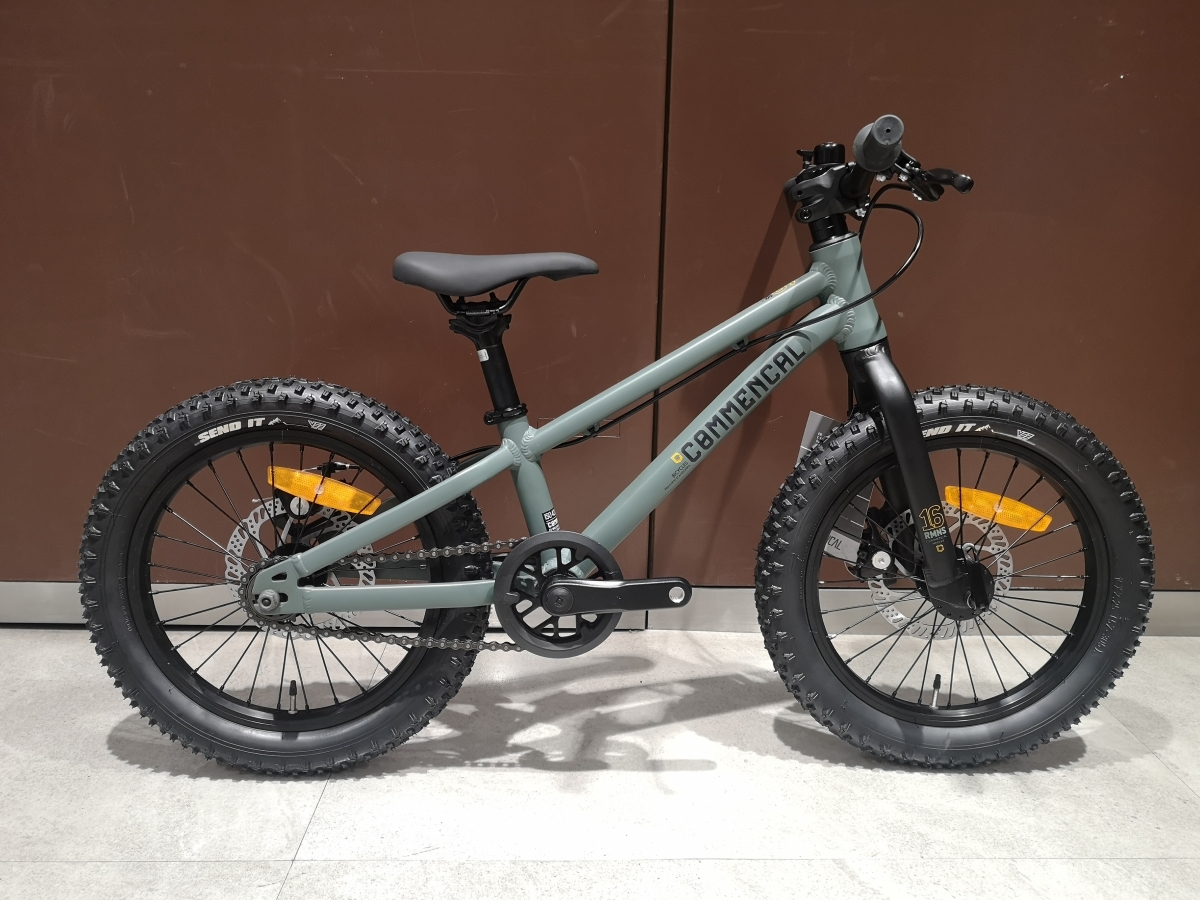 COMMENCAL】 最高にかっこいいキッズバイク入荷しました！【RMNS 16