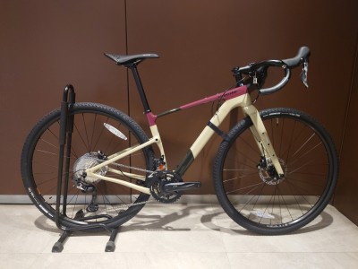 キャノンデール　トップストーン　カーボン　3L 　Mサイズ　多少の値下げ交渉可能 キャノンデール トップストーン カーボン 3L Mサイズ 値下げ交渉可