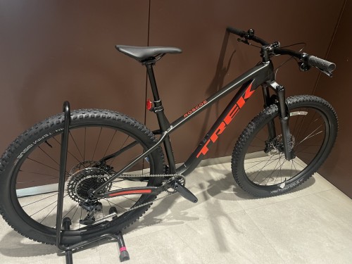 TREK ROSCOE 8