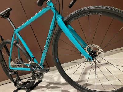 決算セール】クラシカル×モダンなグラベルバイクもお買い得です