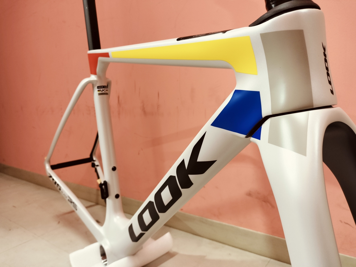 LOOK】LOOKらしいホワイトカラーの795 BLADE 2 RSが入荷しました