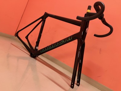 【旧モデルセール】大きめサイズ！BIANCHIの軽量フレームが超特価です！ | 新宿でスポーツサイクル・用品をお探しなら Y's Road 新宿本館