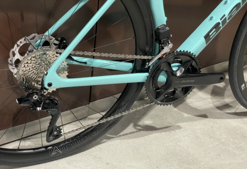 BIANCHI SPECIALISSIMA COMP 105Di2