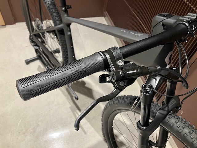 マウンテンバイク SCOTT】20万円アンダー！ハイコスパなXCカーボンMTBが入荷しま
