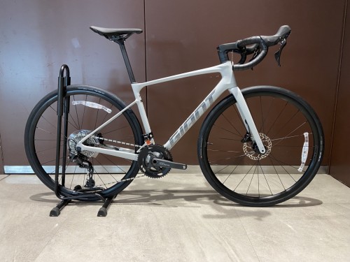 GIANT Defy Advanced 3