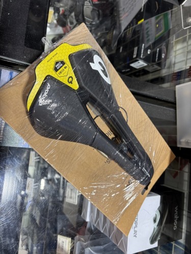 004D2931-E8B8-43FA-A054-6AE586550A86