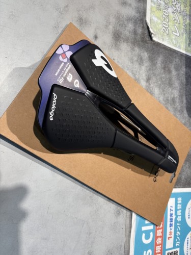 9219B83B-713A-4DAD-B86A-83298ED857C6