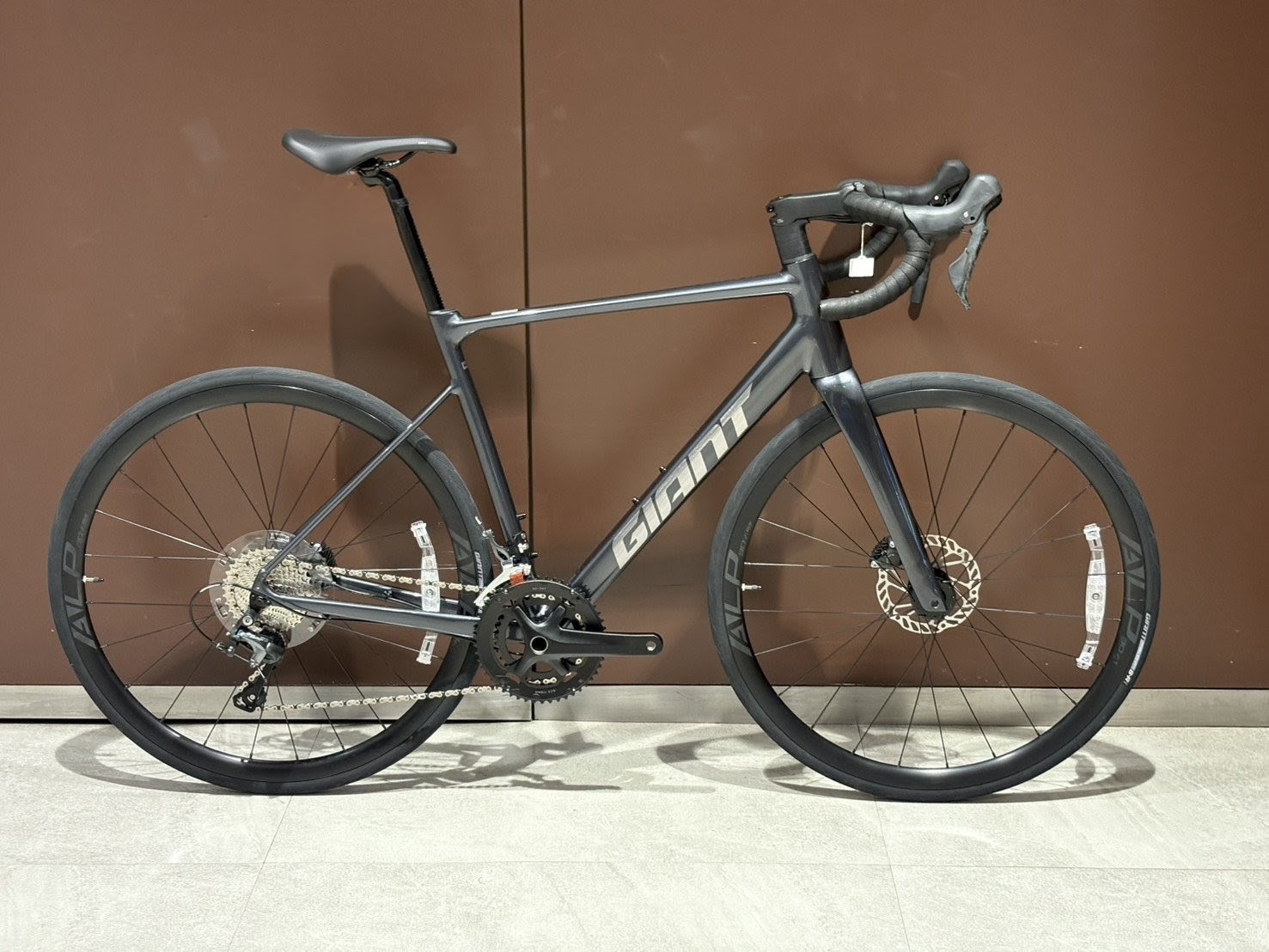 アルミロードバイク GIANT GIANTアルミロードバイク紹介 ｜ ジャイアントストア平塚