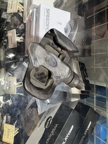 A6FCED6B-359D-4C7E-A371-F4A5E0DF8FC7