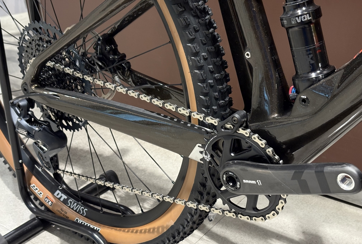 BMC FOURSTROKE01 LT TWO