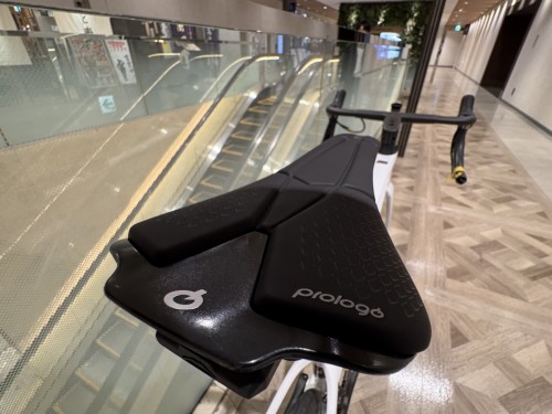 0EA0D1E9-682C-464D-8AE2-0858ADF74CEA