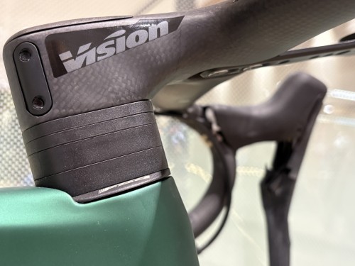 608BFBC3-5724-4E14-9F14-5DFF32324C54