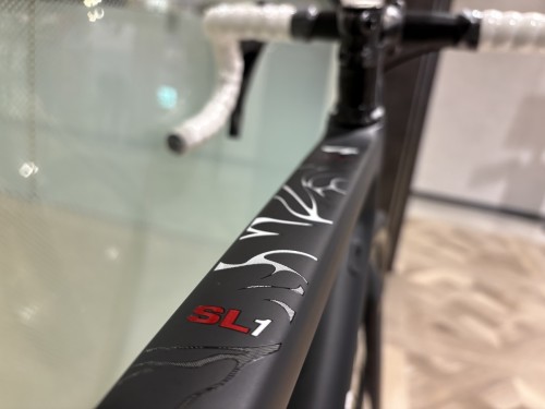 8806BB16-FD34-4CE2-A8A5-EC427473C0E1