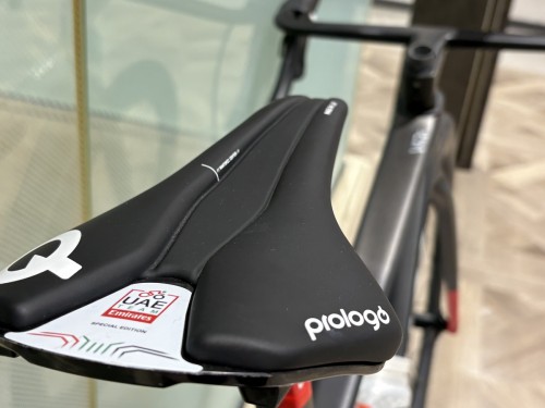 AEF66F06-EC75-4FDC-9649-E8184918B915