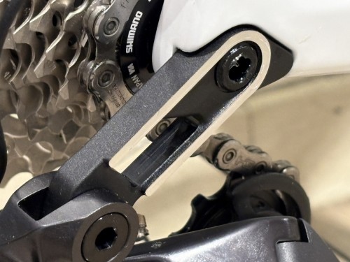 D7E5A220-8381-4852-9A5B-28F8CA5B6D79