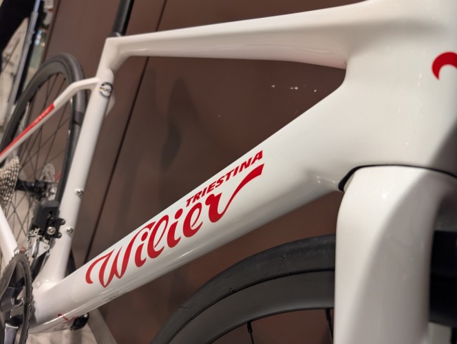 PXL_20251203_071824158