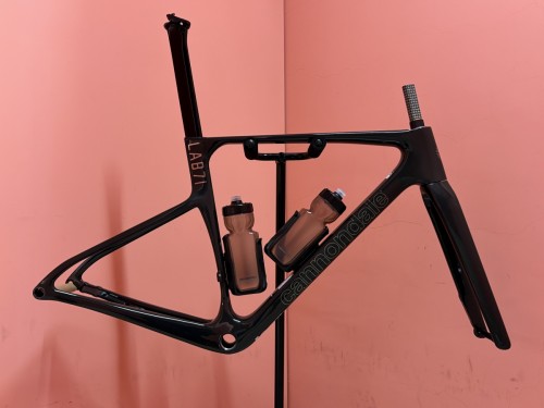 CFF5497B-7F37-4D4A-B21E-AC8064C08BB4