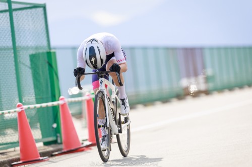 9A9DEA04-16DC-4D44-B074-5D9343128609