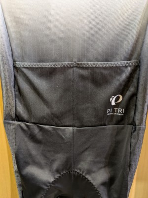 バックポケット