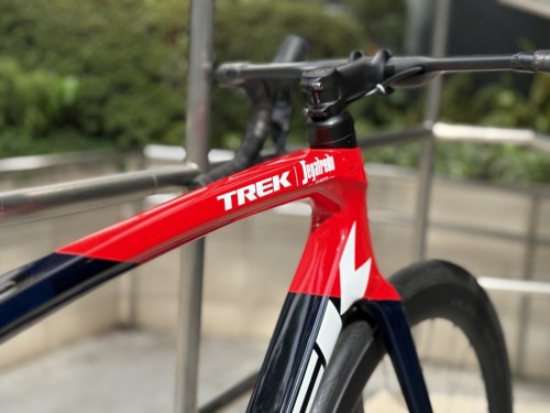 9CC97864-9CE1-43CF-9962-A3D70C817F73