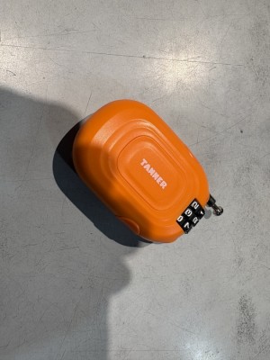 D60D9914-9B1E-4EA0-B01E-B75EEB1FC6D7