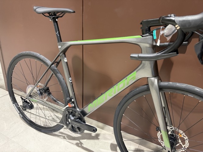 SCULTURA ENDURANCE 4000