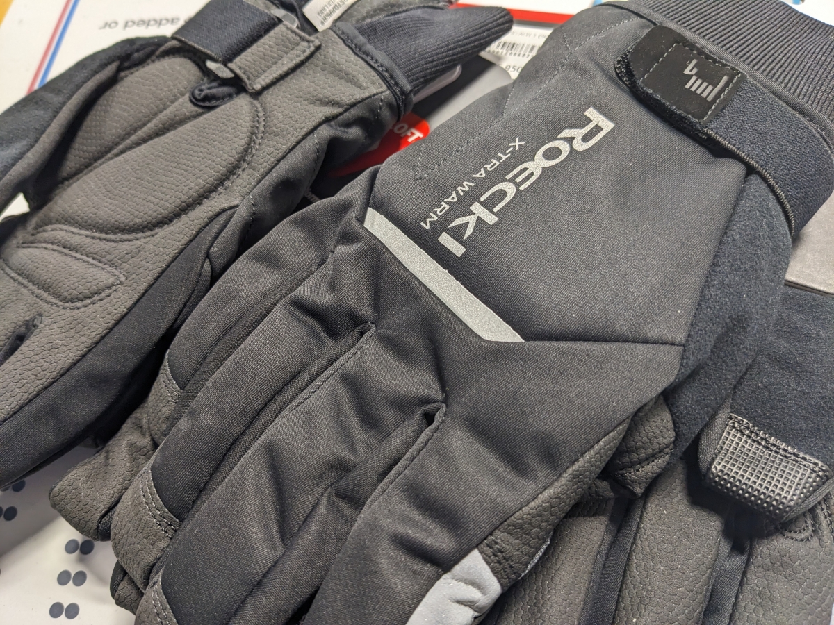 PXL_20251115_054458559