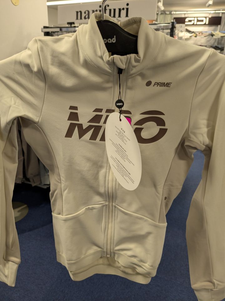 MBO261007_03