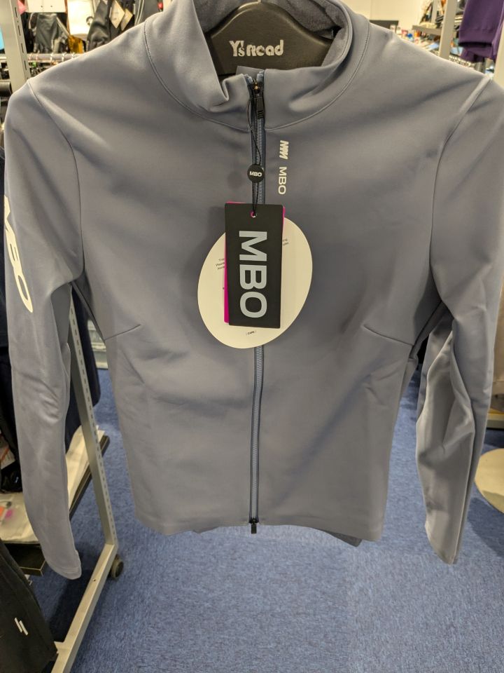 MBO261007_06