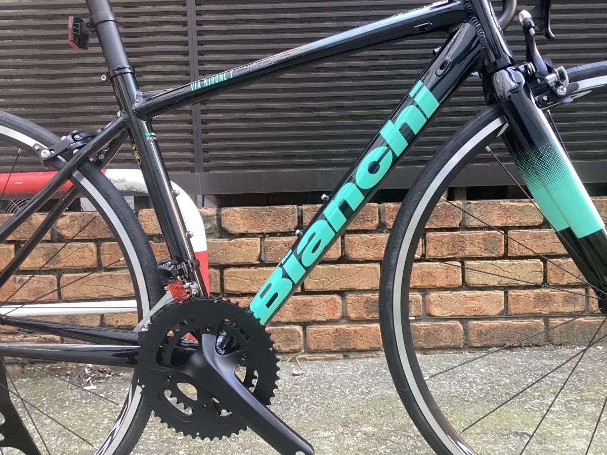 BIANCHI】105コンポを搭載「VIA NIRONE7 105」 | 上野、御徒町で自転車 