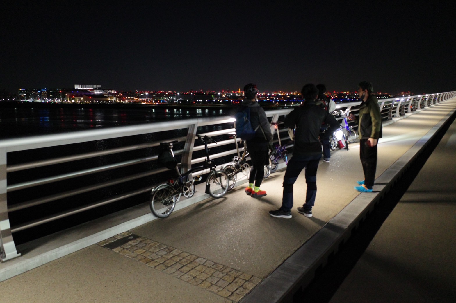 【BROMPTON】川崎浮島工場夜景ライド&個人的に感じた注意点 | 上野、御徒町で自転車をお探しならY's Road 上野本館