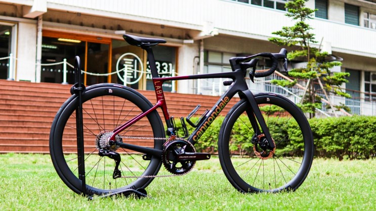 究極のレースバイク、CANNONDALE SUPERSIX EVO LAB71