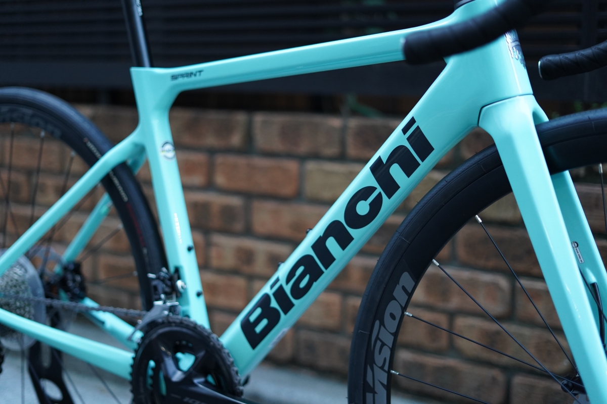 BIANCHI】人気カーボンモデル「SPRINT DISC 105」が大特価で販売