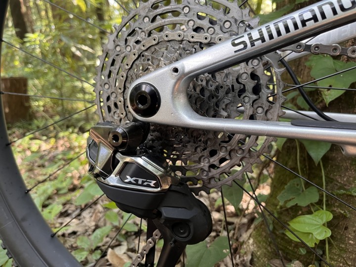 ED6C2F35-24F9-450F-AB6D-3A301E399E0C