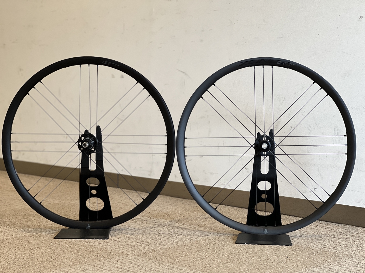 Campagnolo】NEWスタンダード。チューブレスレディに対応し内幅は