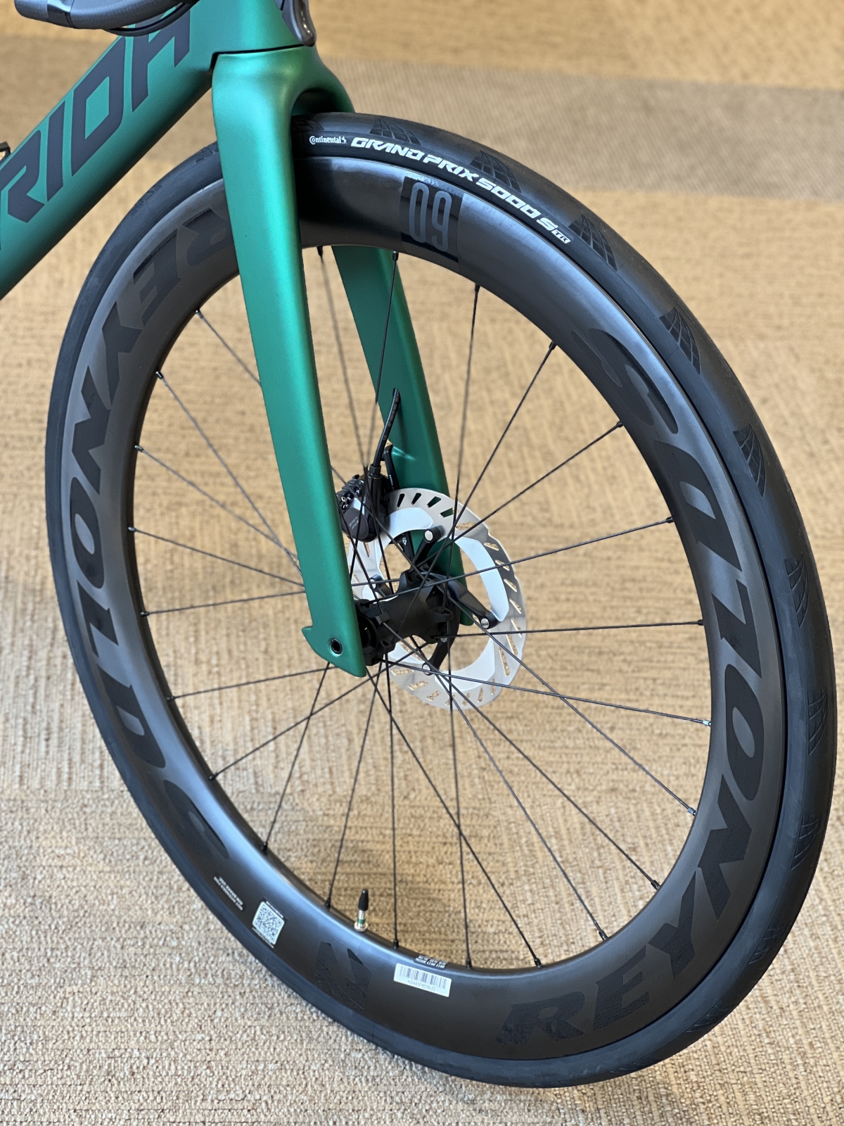 【9月5日値下げ済】CORIMA AERO カーボンホイールセット 9月5日値下げ済】CORIMA AERO カーボンホイールセット